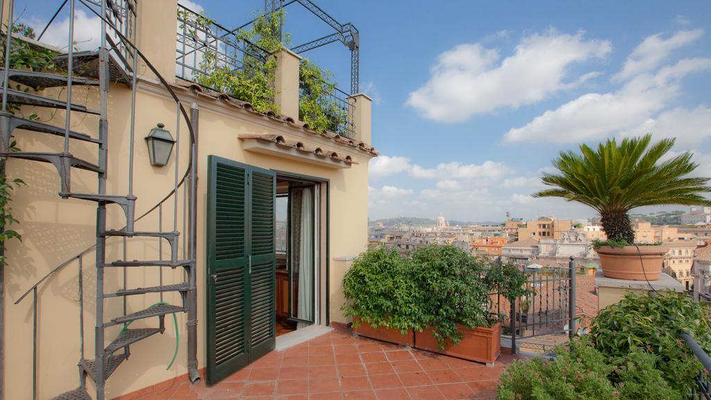 Rental In Rome - Fontana Di Trevi Penthouse Buitenkant foto