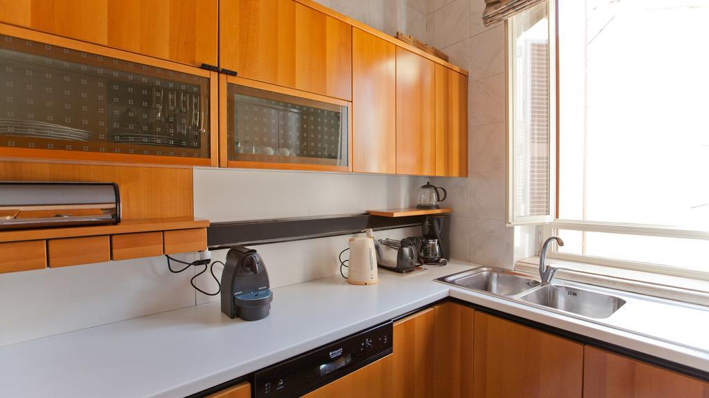Rental In Rome - Fontana Di Trevi Penthouse Buitenkant foto