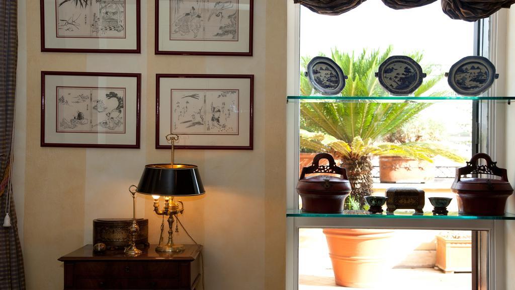 Rental In Rome - Fontana Di Trevi Penthouse Buitenkant foto